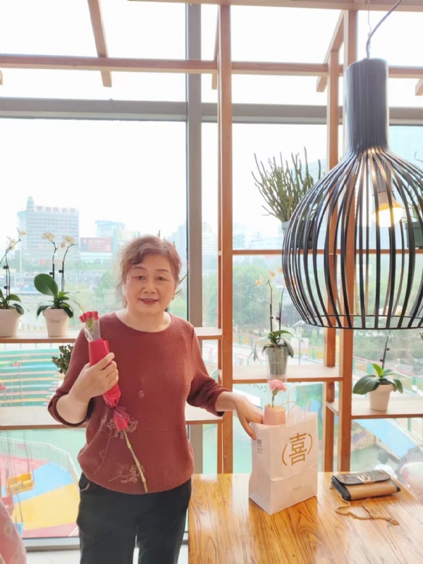 静香的第一张照片--潍坊认干亲服务网