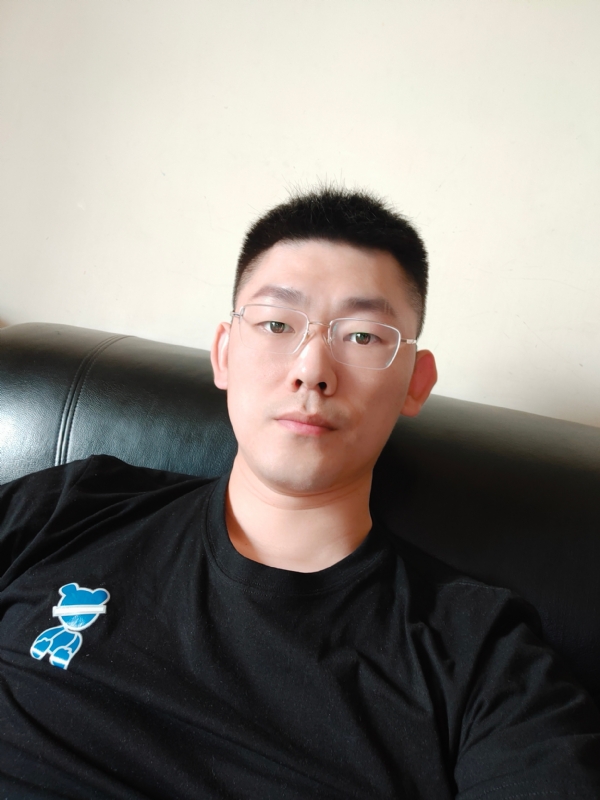 醒了的第一张照片--潍坊认干亲服务网